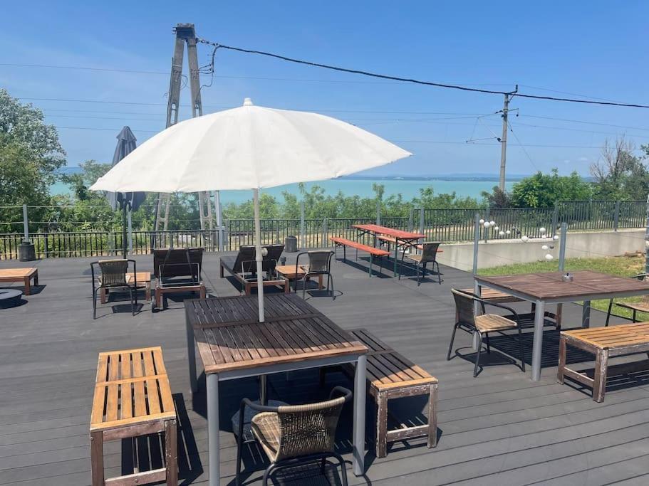 Balatonvilágos Hedon Brewing Niko Apartment - 200 Meter To The Beach מראה חיצוני תמונה
