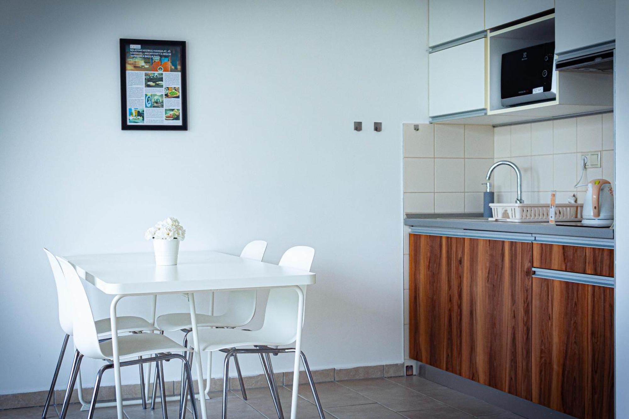 Balatonvilágos Hedon Brewing Niko Apartment - 200 Meter To The Beach מראה חיצוני תמונה